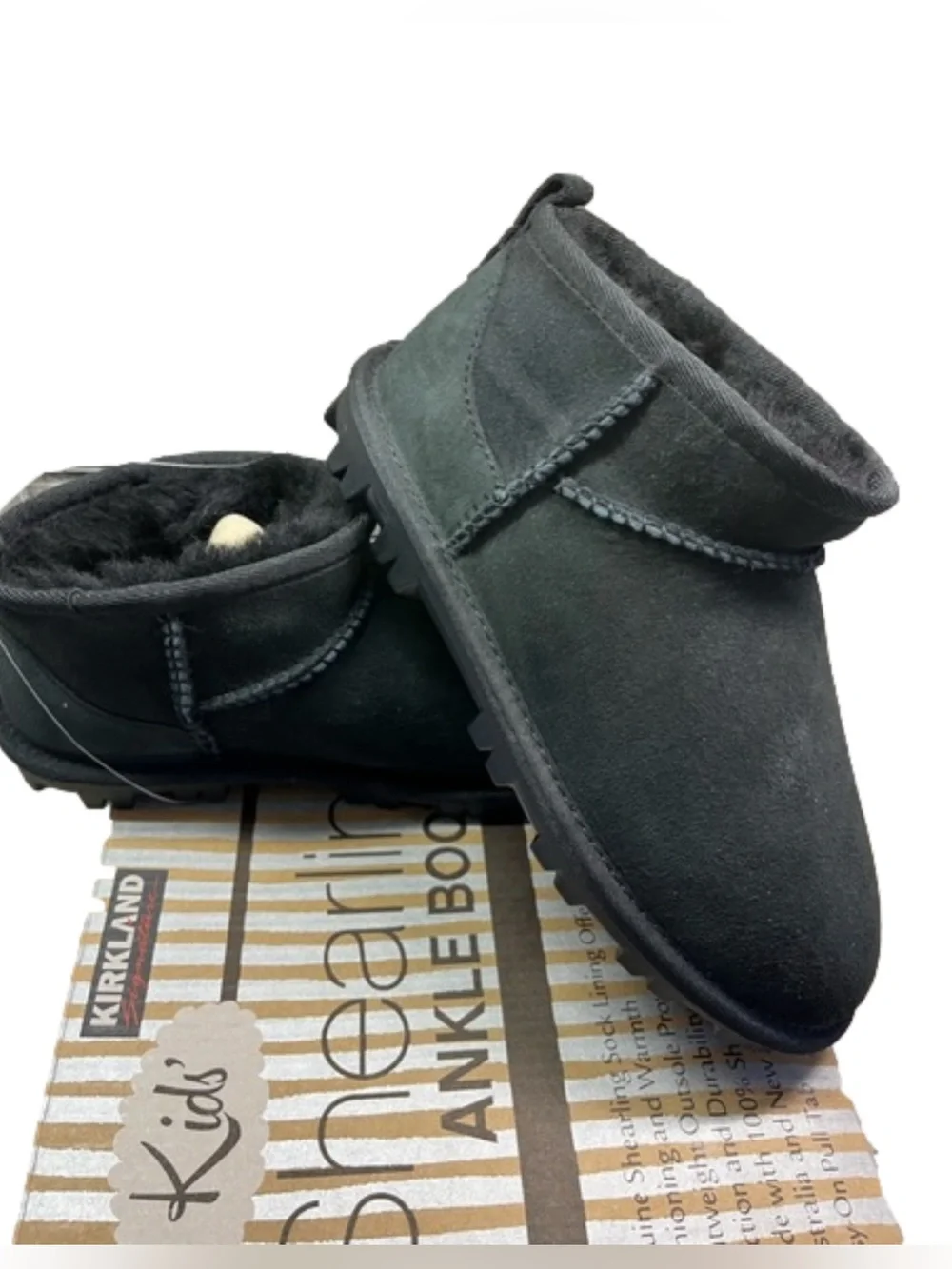 Kirkland Signature Black Shearling Booties Kids Size 1, 2, 3, or 4 NIB NEW